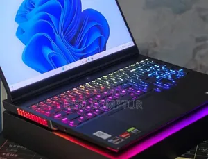 New Laptop Lenovo Legion 9 32GB AMD Ryzen 9 SSD 1T