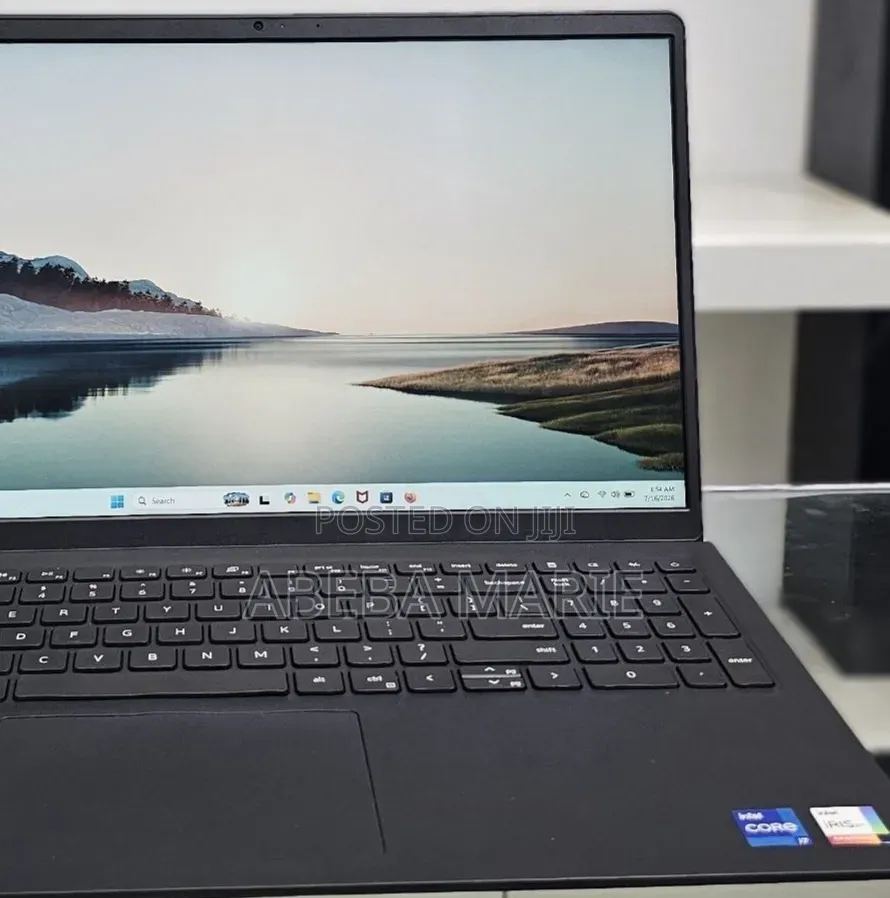 New Laptop Dell Inspiron 15 16GB Intel Core i7 SSD 1T