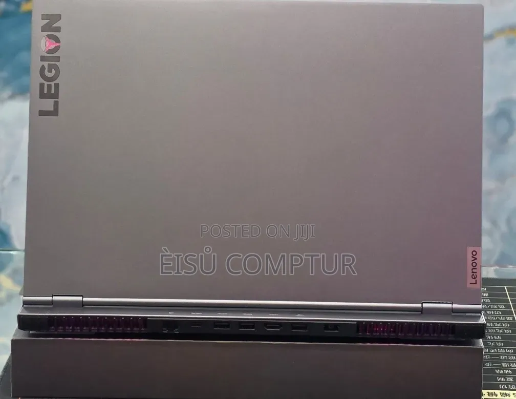New Laptop Lenovo Legion 9 32GB AMD Ryzen 9 SSD 1T