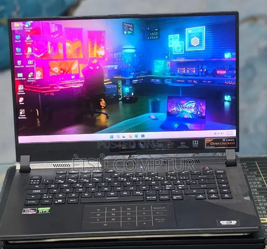 New Laptop Asus ROG Strix G15 32GB AMD Ryzen 9 SSD 1T