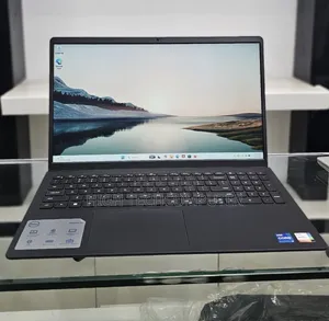 New Laptop Dell Inspiron 15 16GB Intel Core i7 SSD 512GB