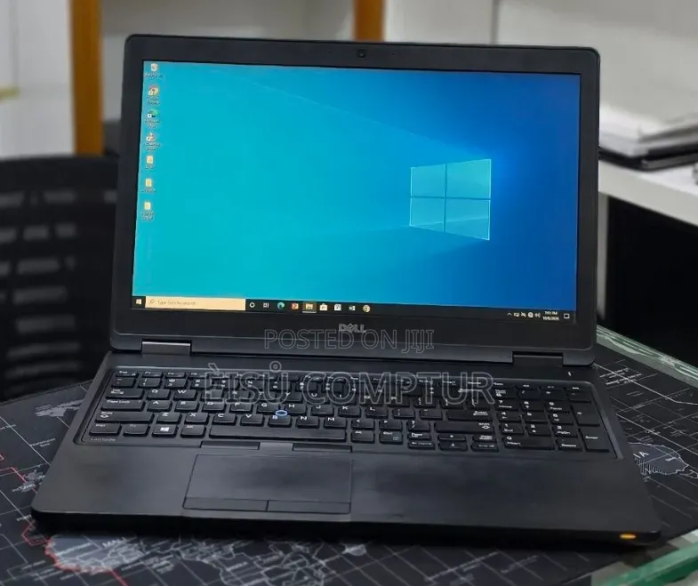 New Laptop Dell Inspiron 15 8GB Intel Core i7 SSD 256GB