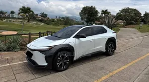 Toyota bZ4X 2022 Ivory