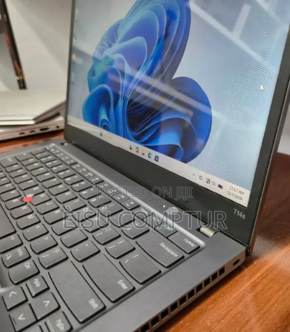 New Laptop Lenovo ThinkPad T14 G2 16GB Intel Core i7 SSD 512GB