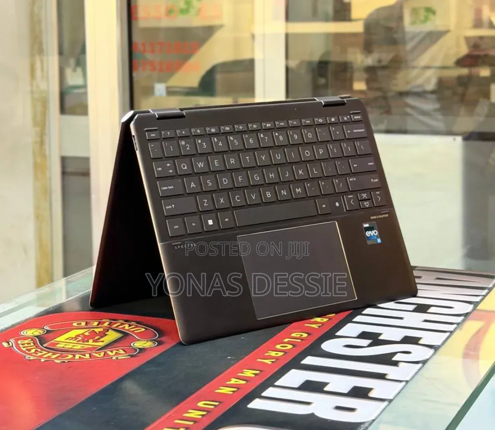New Laptop HP Spectre 16GB Intel Core i7 SSD 1T