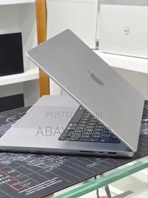 New Laptop Apple MacBook Pro 2021 M1 32GB Apple M1 Pro SSD 512GB