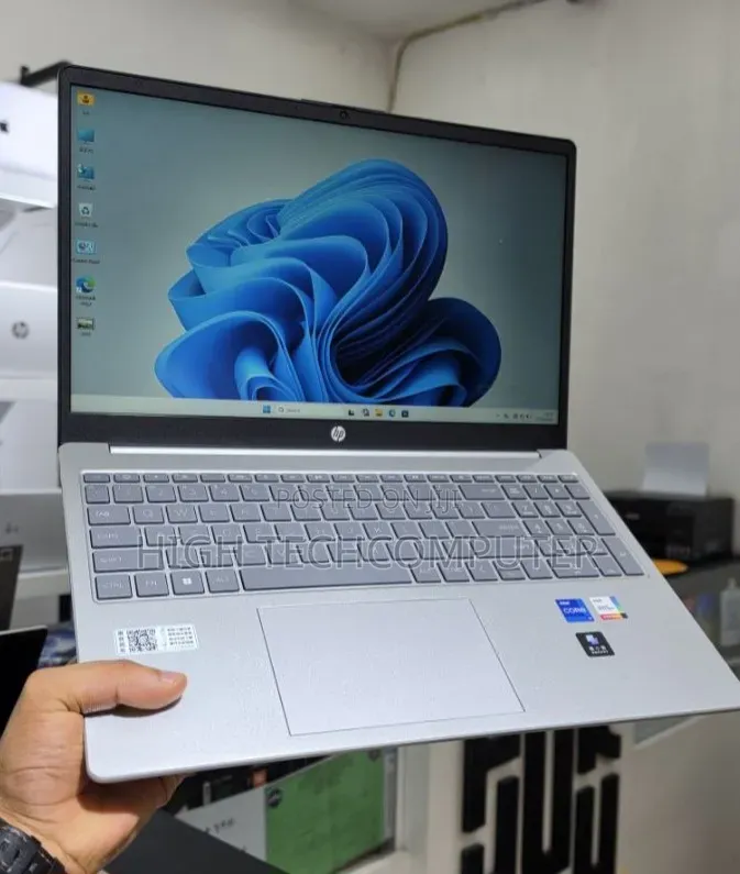 New Laptop HP Stream Notebook 16GB Intel Core i7 SSD 1T