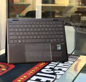 New Laptop HP Spectre 16GB Intel Core i7 SSD 1T