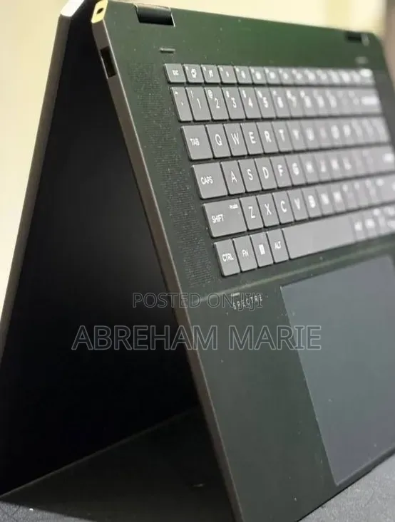 New Laptop HP Spectre 16GB Intel Core Ultra 7 SSD 1T
