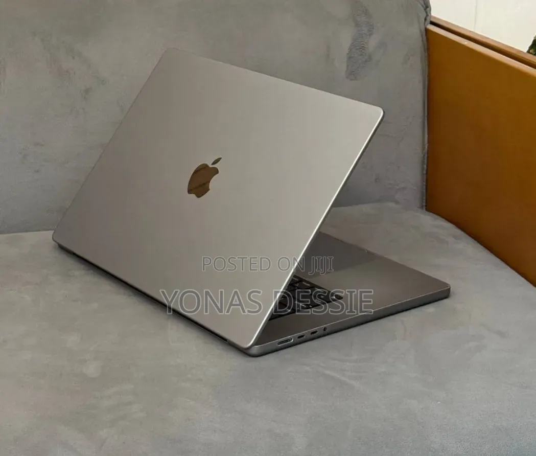 New Laptop Apple MacBook Pro 2021 M1 Max 32GB Apple M1 Pro SSD 1T