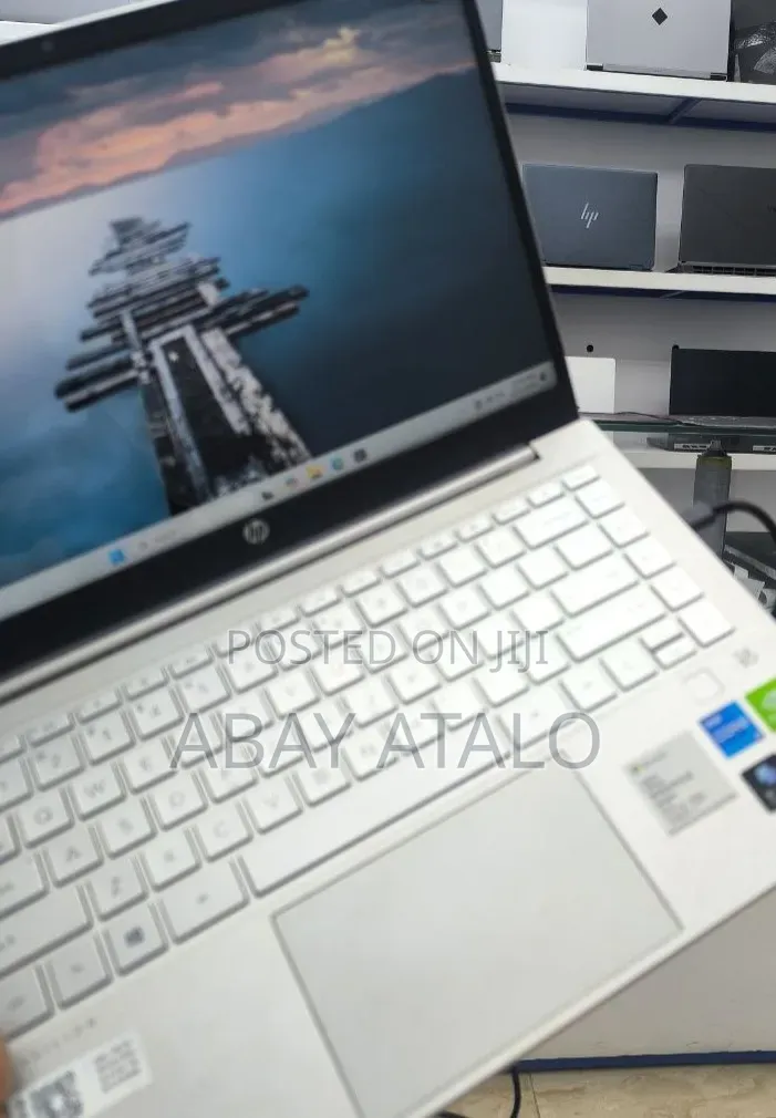 New Laptop HP Pavilion 14 16GB Intel Core i5 SSD 512GB
