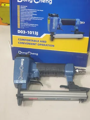 Stapler Dong Cheng 1013