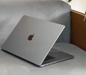 New Laptop Apple MacBook Pro 2021 M1 16GB Apple M1 Pro SSD 512GB