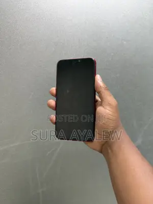 Apple iPhone XR 64 GB Red