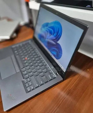 New Laptop Lenovo ThinkPad T14s Gen 1 16GB Intel Core i7 SSD 512GB