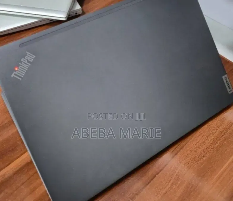 New Laptop Lenovo ThinkPad T14s Gen 2 16GB Intel Core i7 SSD 512GB
