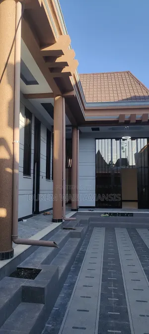 Furnished 8bdrm Villa in Bishoftu Dukem, East Shewa for sale