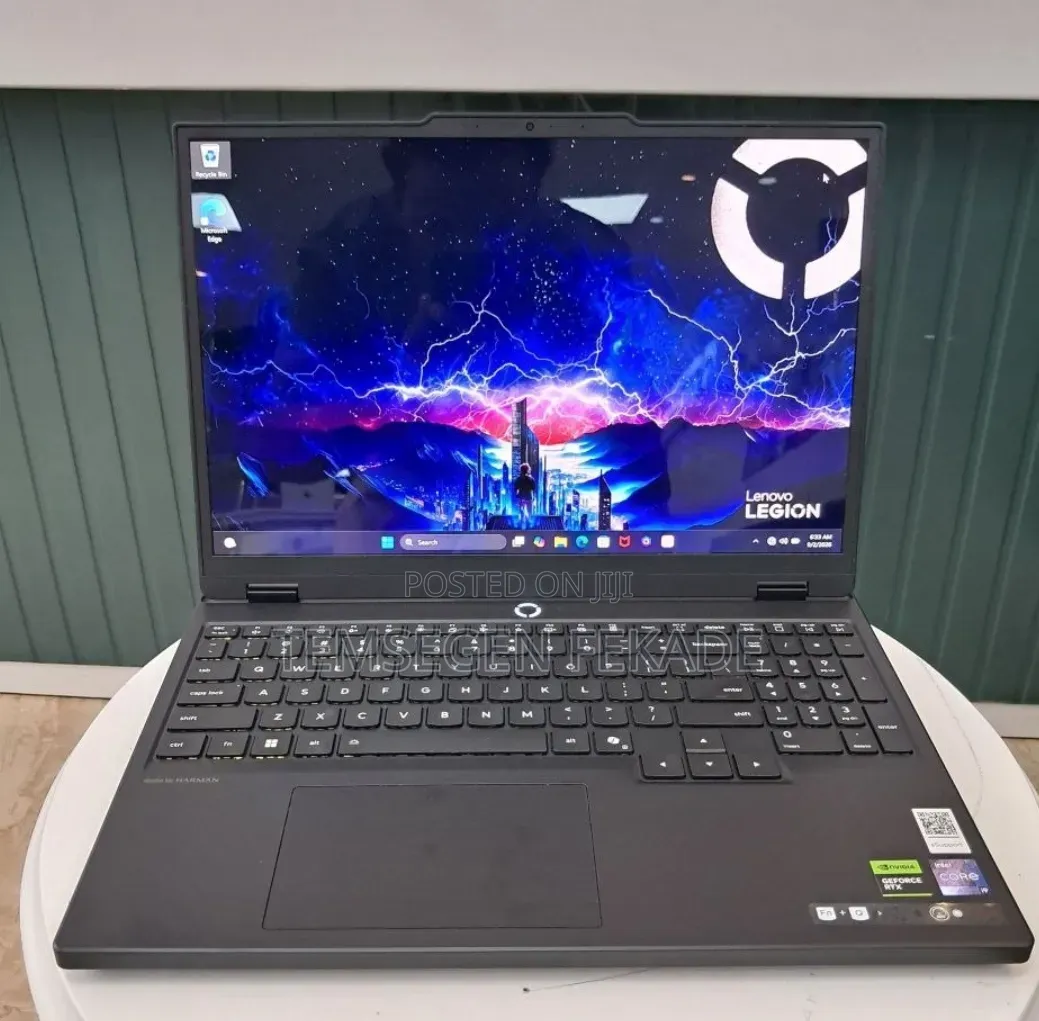 New Laptop Lenovo Legion 5 16GB Intel Core Ultra 9 SSD 1T