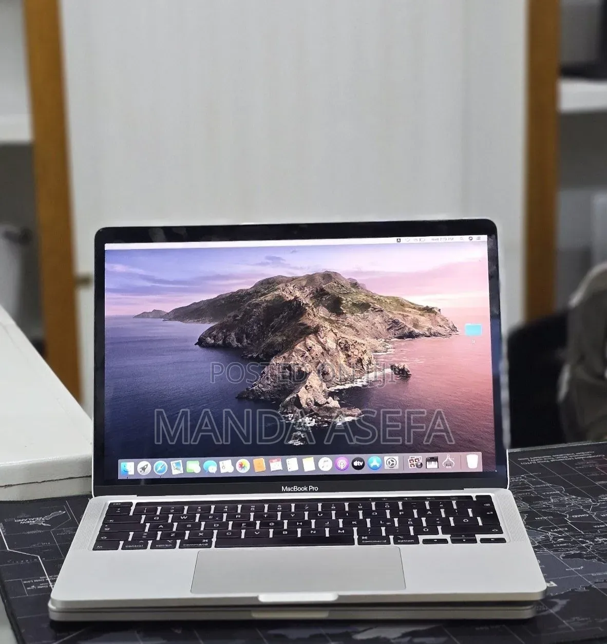 New Laptop Apple MacBook Pro 2020 32GB Intel Core i7 SSD 512GB