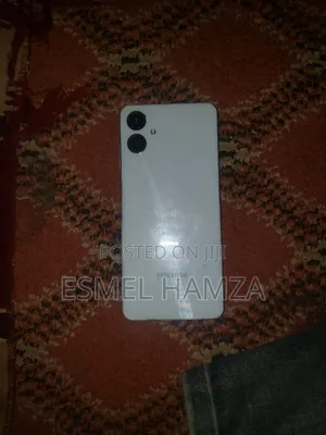 Samsung Galaxy A06 128 GB