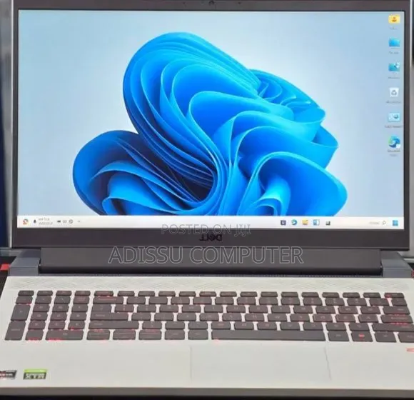 New Laptop Dell G15 5510 16GB AMD Ryzen 7 SSD 512GB