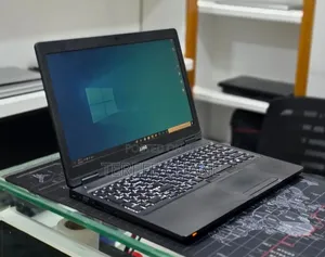 New Laptop Dell Latitude 15 5580 8GB Intel Core i7 SSD 256GB