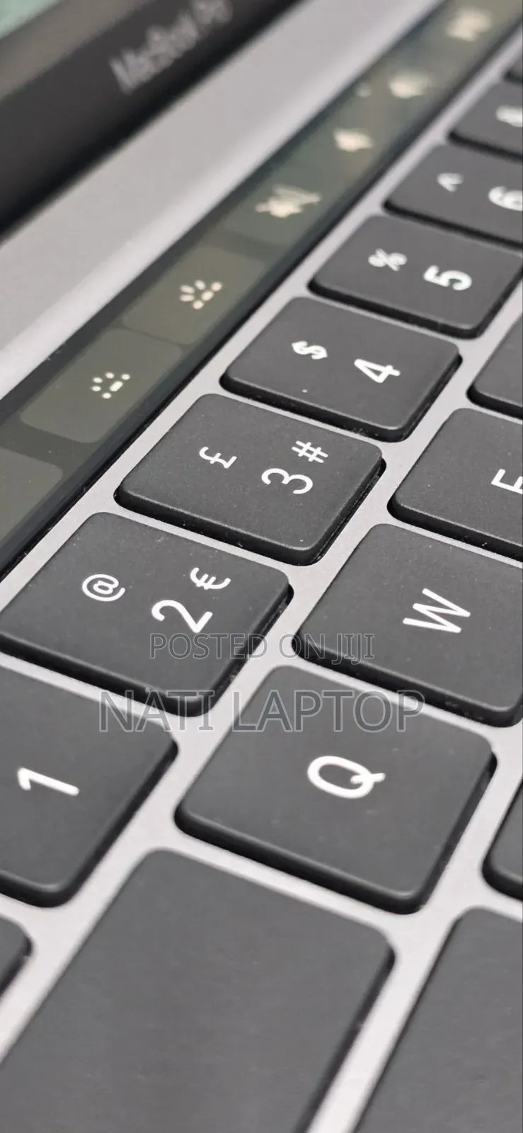 New Laptop Apple MacBook Pro 2020 8GB Apple M1 SSD 512GB