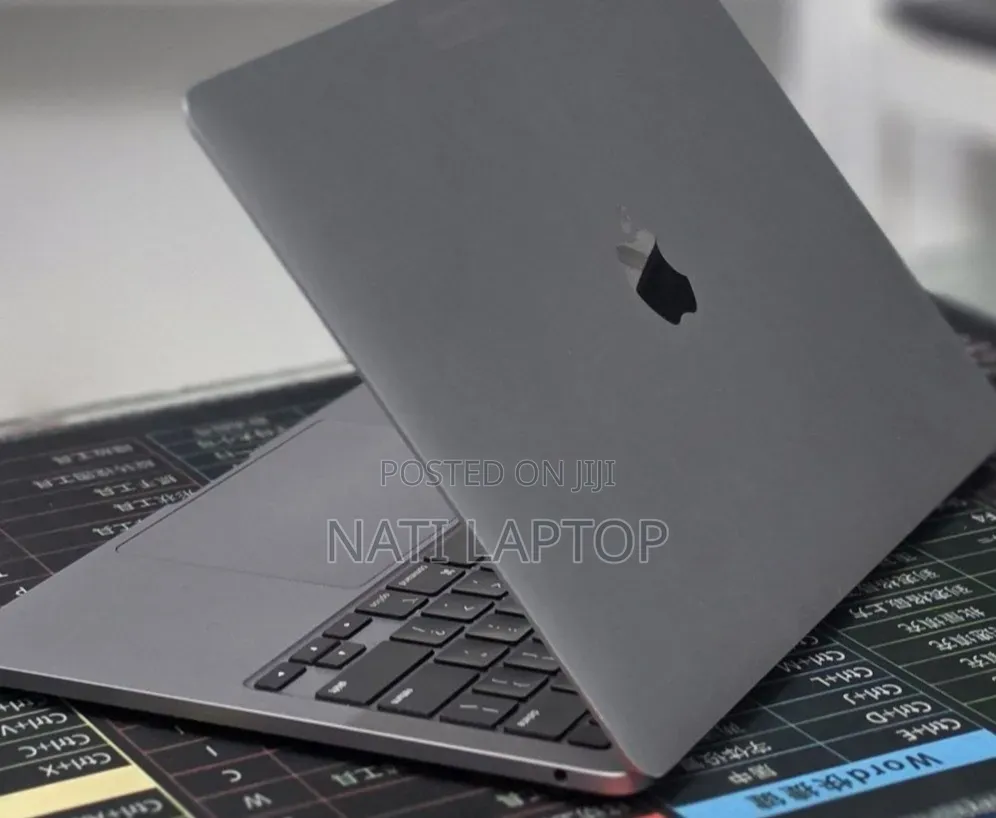 New Laptop Apple MacBook Pro 2020 16GB Apple M1 Pro SSD 512GB