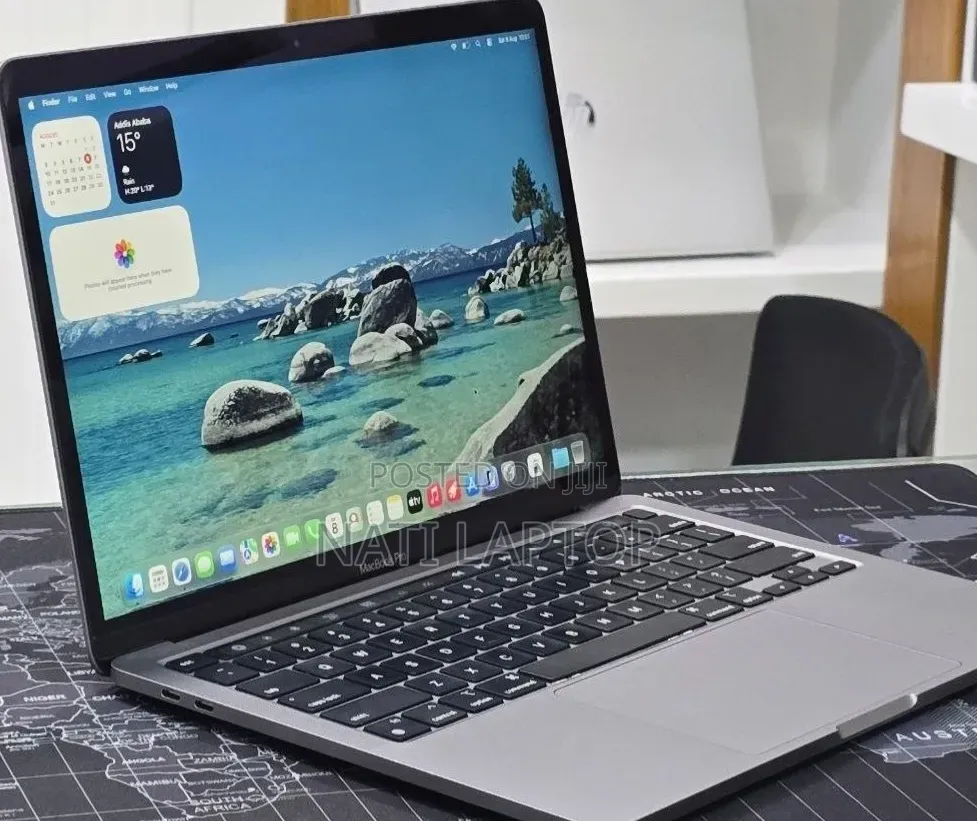 New Laptop Apple MacBook Pro 2022 M2 16GB Apple M2 SSD 256GB
