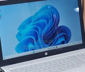 New Laptop HP Pavilion 15 8GB Intel Core i5 SSD 1T