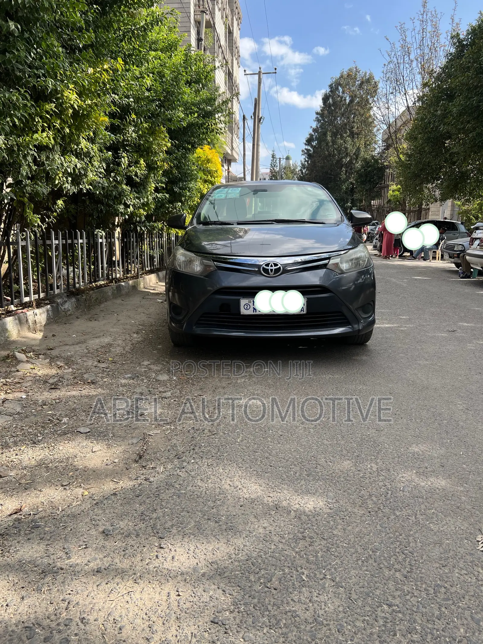 Toyota Yaris SE Hatchback 5dr 2014