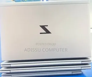 New Laptop HP ZBook Firefly 14 G10 16GB Intel Core i7 SSD 512GB