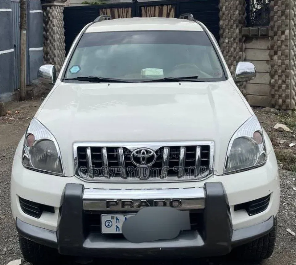 Toyota Land Cruiser Prado 2007 White