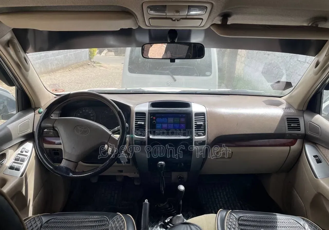 Toyota Land Cruiser Prado 2007 White