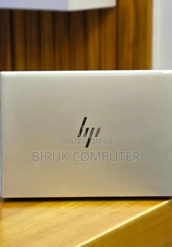 New Laptop HP Elitebook 830 G11 16GB Intel Core Ultra 7 SSD 512GB