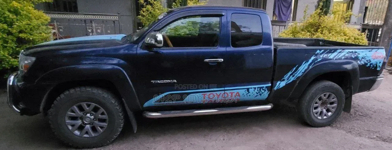 Toyota Tacoma 2dr Regular Cab 4WD 6.1 ft. SB (2.7L 4cyl 4A) 2014 Blue
