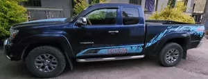 Toyota Tacoma 2dr Regular Cab 4WD 6.1 ft. SB (2.7L 4cyl 4A) 2014 Blue
