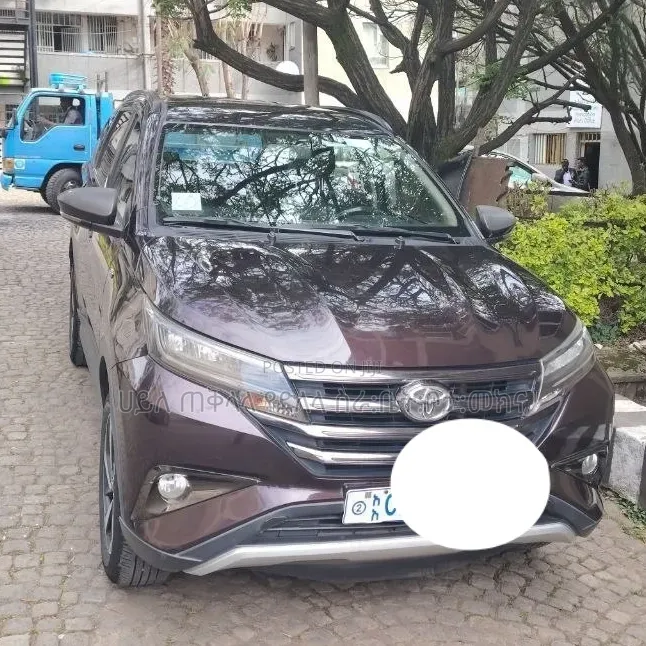 Toyota Rush 2022 Burgundy