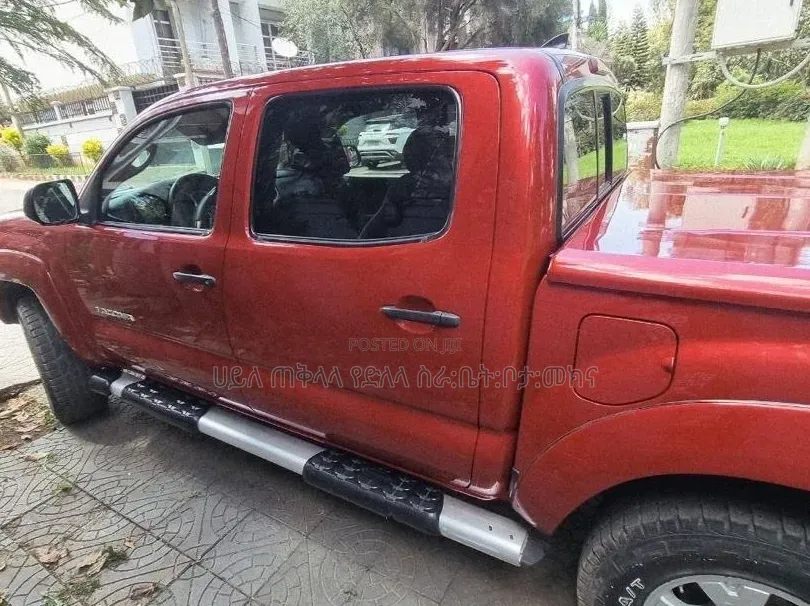 Toyota Tacoma 4dr Double Cab 2016 Red