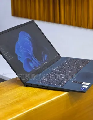 New Lenovo IdeaPad 5 Slim 13th Gen i7 16GB Intel Core i7 SSD 512GB