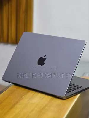 New Laptop Apple MacBook Pro 2021 M1 32GB Apple M1 Pro SSD 512GB