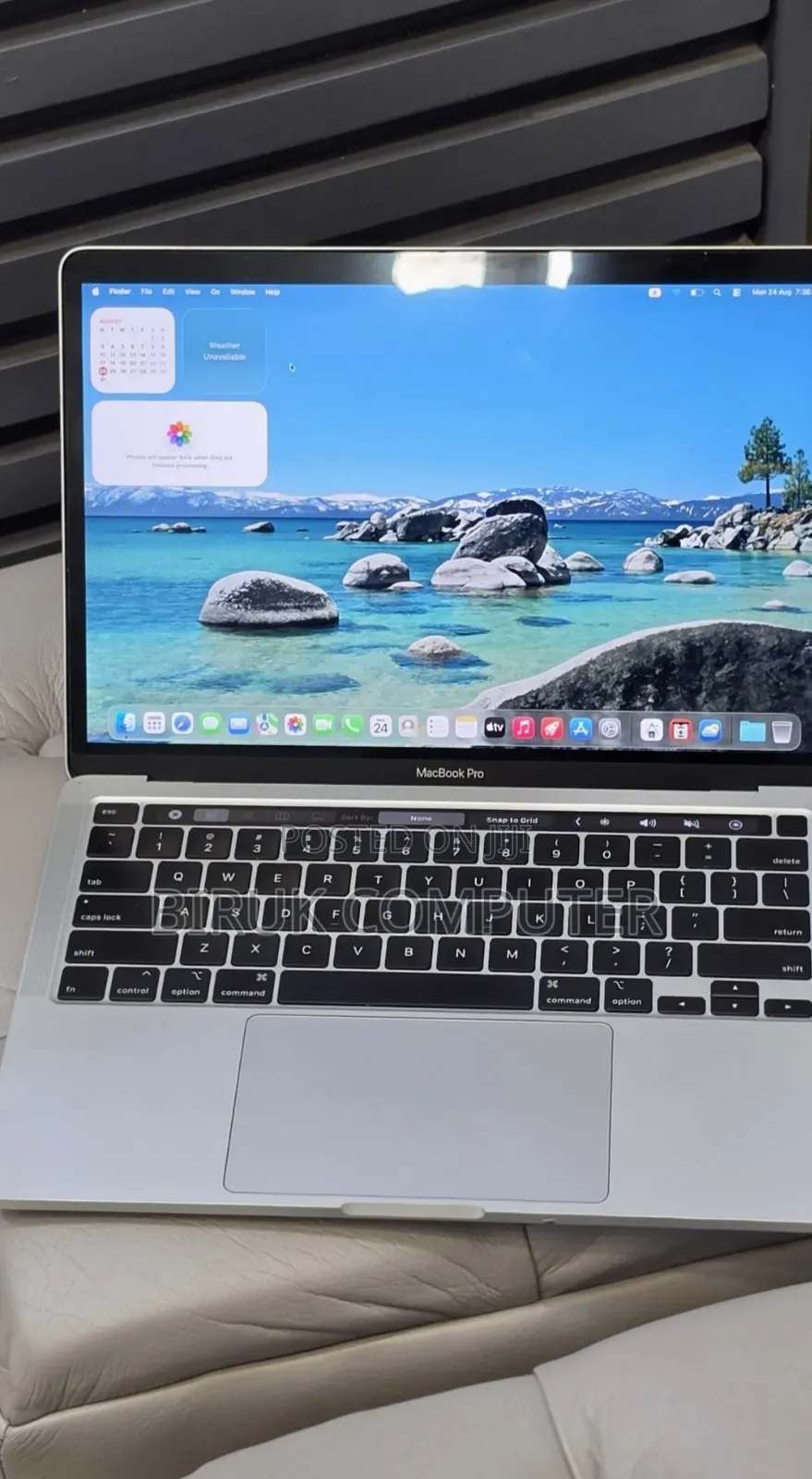 New Laptop Apple MacBook Pro 2021 M1 32GB Apple M1 Pro SSD 512GB