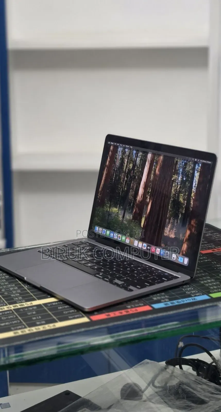 New Laptop Apple MacBook Pro 2021 M1 16GB Apple M1 Pro SSD 512GB