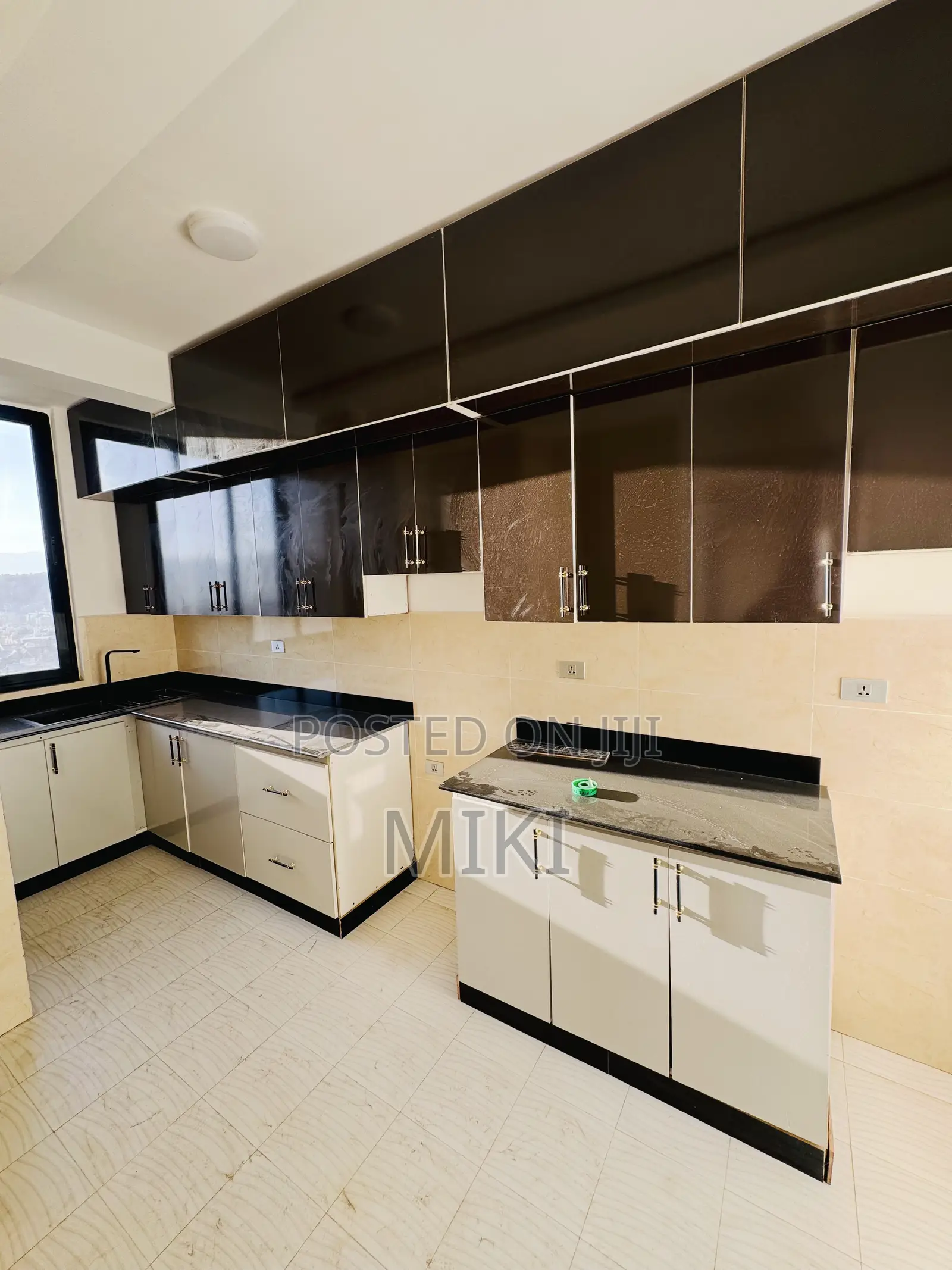 Furnished 3bdrm Apartment in Haile Garment, Nifas Silk-Lafto for sale