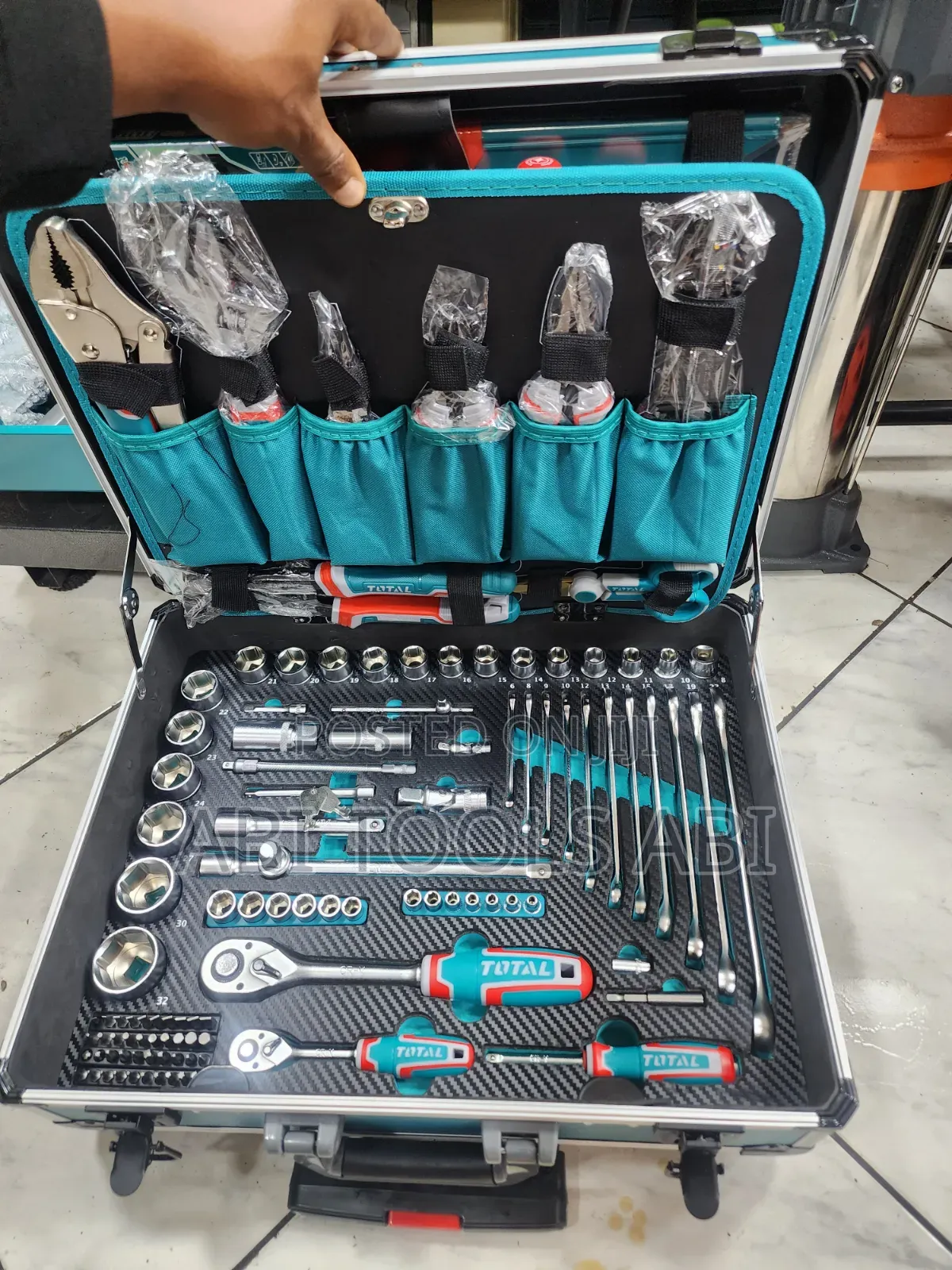 TOTAL Mechanic Tool Set