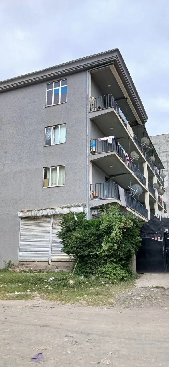 Furnished 15bdrm Apartment in Ayat49 Area, Yeka for sale