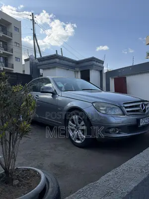 Mercedes-Benz C180 2008 Gray