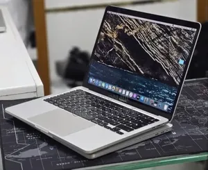 New Laptop Apple MacBook 2015 16GB Intel SSD 256GB