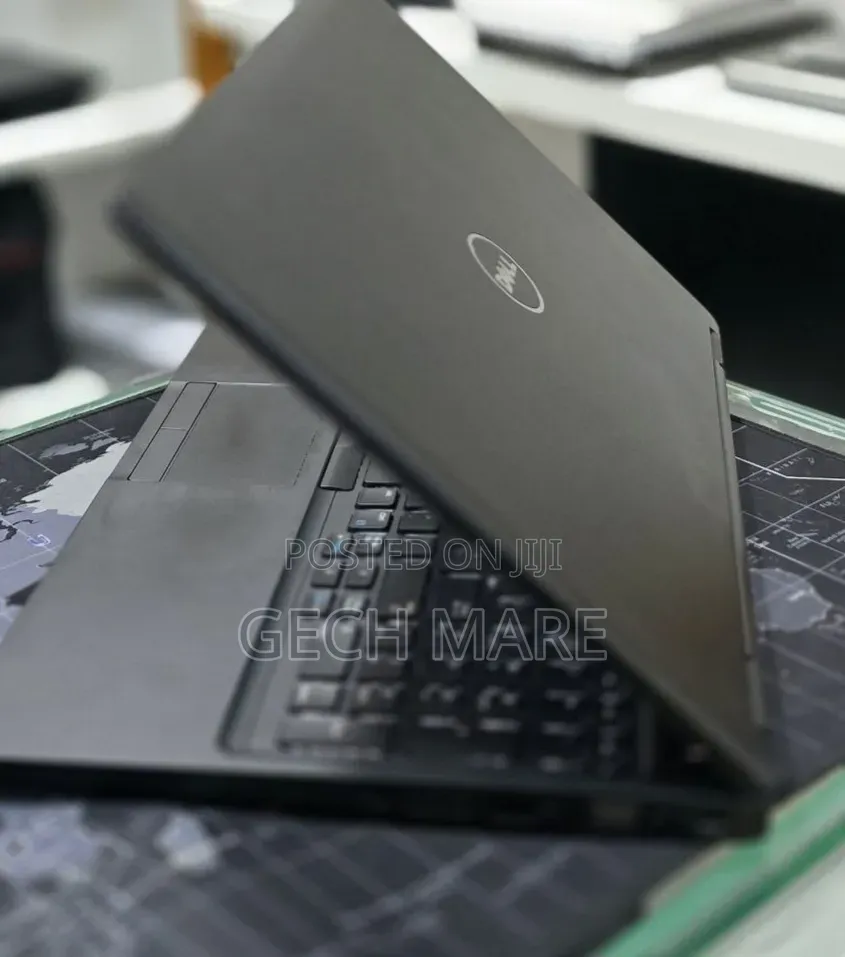 New Laptop Dell Latitude 5310 8GB Intel Core i7 SSD 256GB