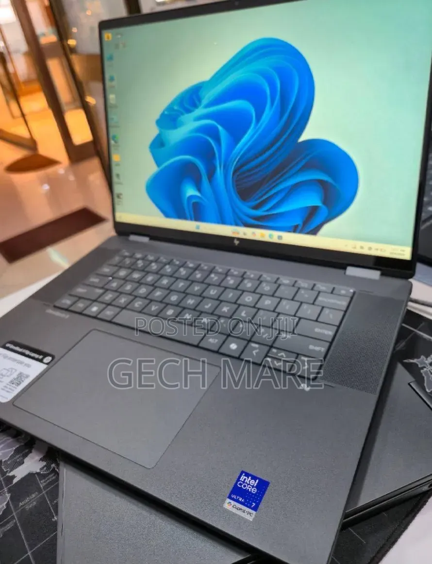 New Laptop HP OmniBook 5 16" 16GB Intel Core Ultra 7 SSD 1T